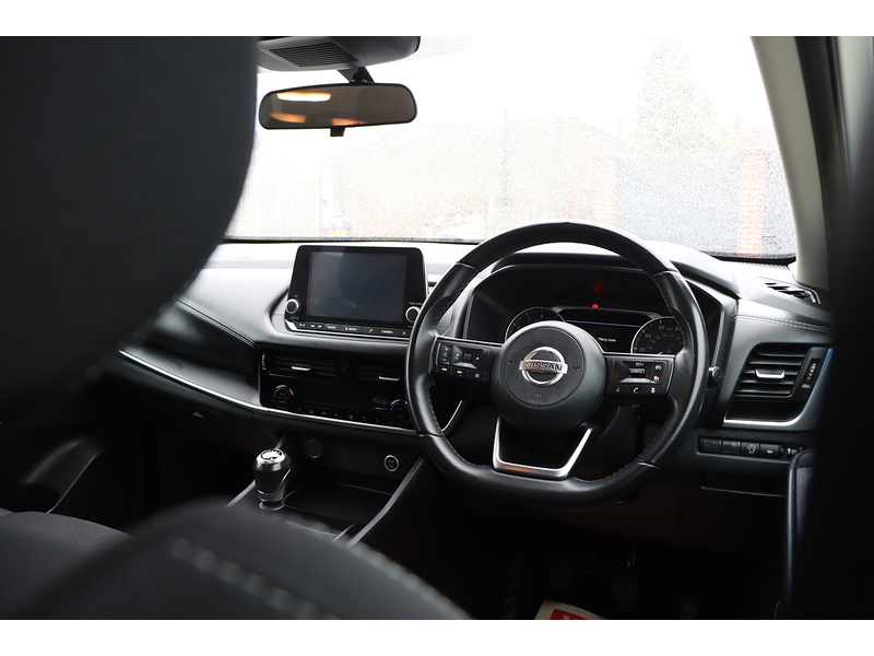 Nissan 1.3 DIG-T MHEV ACENTA PREMIUM SUV 5DR PETROL HYBRID MANUAL SATNAV BLUETOOTH APPLE CARPLAY REAR & 360 CAMERA PARKING AIDS 2 OWNERS ONLY 19000 MILES FSH 72-74 Mitcham Road