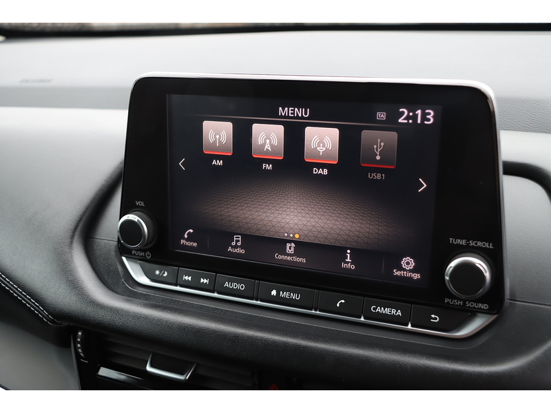 Nissan 1.3 DIG-T MHEV ACENTA PREMIUM SUV 5DR PETROL HYBRID MANUAL SATNAV BLUETOOTH APPLE CARPLAY REAR & 360 CAMERA PARKING AIDS 2 OWNERS ONLY 19000 MILES FSH 72-74 Mitcham Road