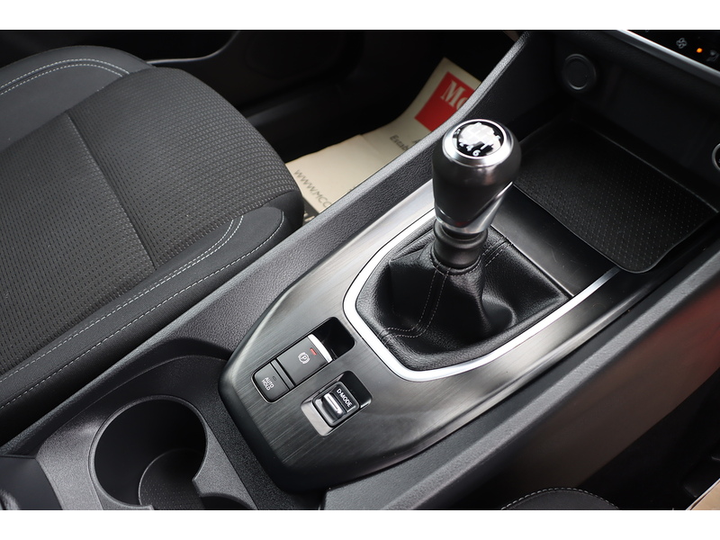 Nissan 1.3 DIG-T MHEV ACENTA PREMIUM SUV 5DR PETROL HYBRID MANUAL SATNAV BLUETOOTH APPLE CARPLAY REAR & 360 CAMERA PARKING AIDS 2 OWNERS ONLY 19000 MILES FSH 72-74 Mitcham Road