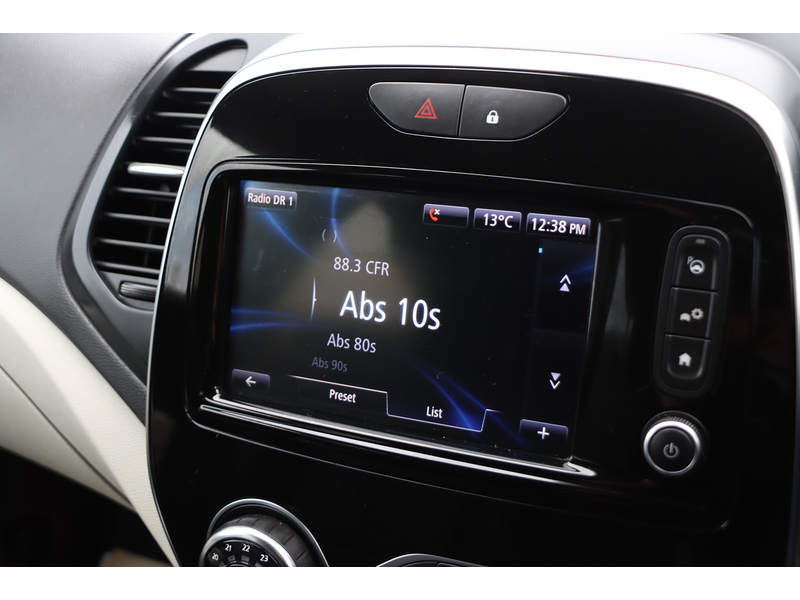 Renault 0.9 TCE ENERGY GT LINE SUV 5DR PETROL MANUAL HEATED SEATS SAT NAV BLUETOOTH DAB STEREO PARKING AIDS 2 OWNERS 28000 MILES FSH 5 SERVICES NO ULEZ CHARGE 72-74 Mitcham Road