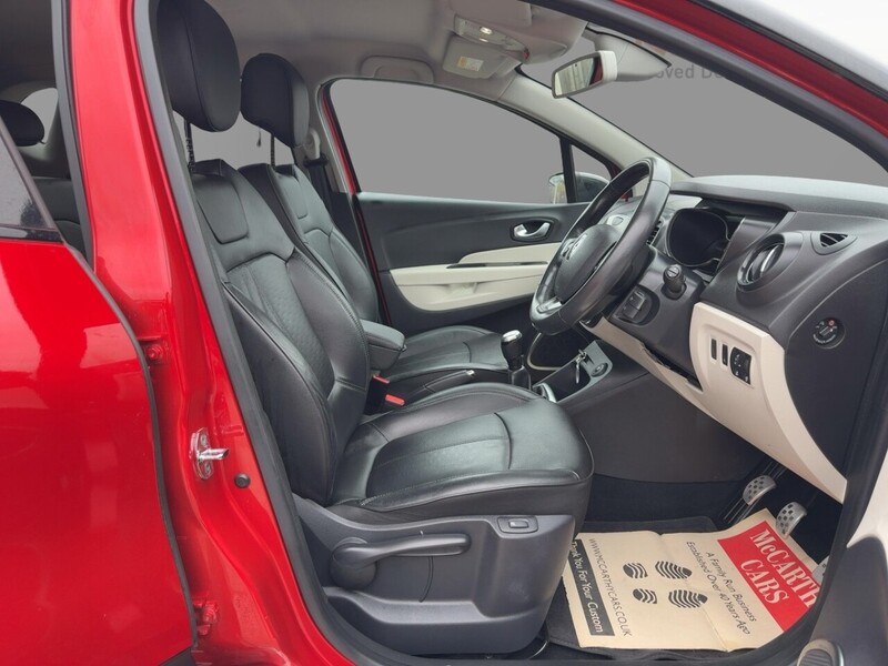 Renault 0.9 TCE ENERGY GT LINE SUV 5DR PETROL MANUAL HEATED SEATS SAT NAV BLUETOOTH DAB STEREO PARKING AIDS 2 OWNERS 28000 MILES FSH 5 SERVICES NO ULEZ CHARGE 72-74 Mitcham Road