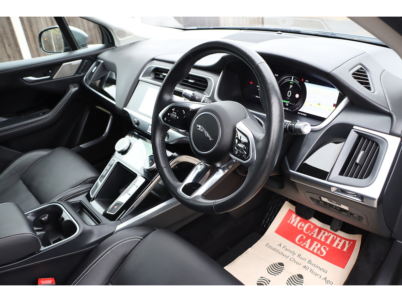 Jaguar 400 90KWH HSE SUV 5DR ELECTRIC 4WD AUTO HEATED SEATS SAT NAV BLUETOOTH DAB STEREO APPLE CARPLAY REAR & 360 CAMERA PARKING AIDS 2 OWNERS 34000 MILES SH 72-74 Mitcham Road