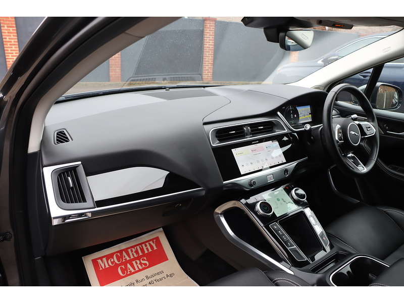 Jaguar 400 90KWH HSE SUV 5DR ELECTRIC 4WD AUTO HEATED SEATS SAT NAV BLUETOOTH DAB STEREO APPLE CARPLAY REAR & 360 CAMERA PARKING AIDS 2 OWNERS 34000 MILES SH 72-74 Mitcham Road