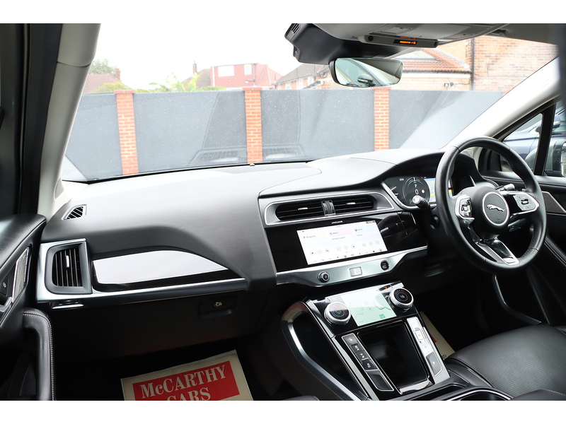 Jaguar 400 90KWH HSE SUV 5DR ELECTRIC 4WD AUTO HEATED SEATS SAT NAV BLUETOOTH DAB STEREO APPLE CARPLAY REAR & 360 CAMERA PARKING AIDS 2 OWNERS 34000 MILES SH 72-74 Mitcham Road