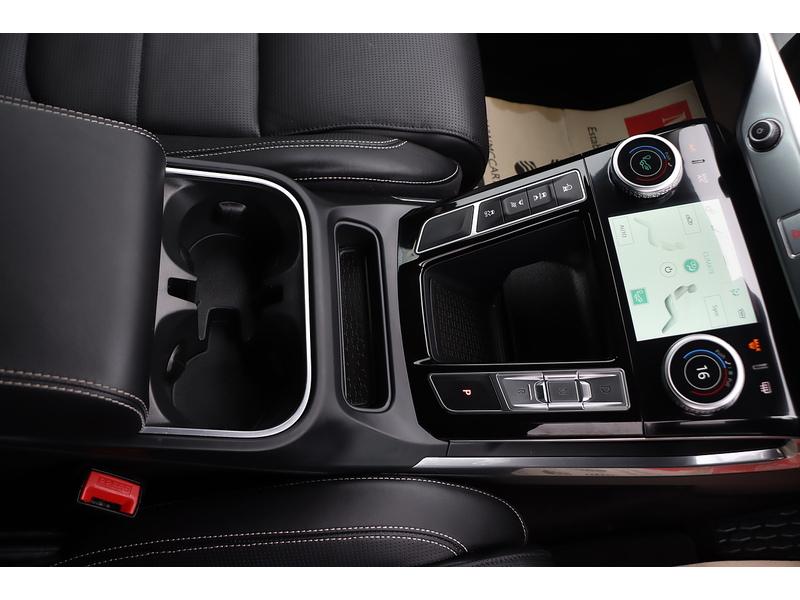 Jaguar 400 90KWH HSE SUV 5DR ELECTRIC 4WD AUTO HEATED SEATS SAT NAV BLUETOOTH DAB STEREO APPLE CARPLAY REAR & 360 CAMERA PARKING AIDS 2 OWNERS 34000 MILES SH 72-74 Mitcham Road