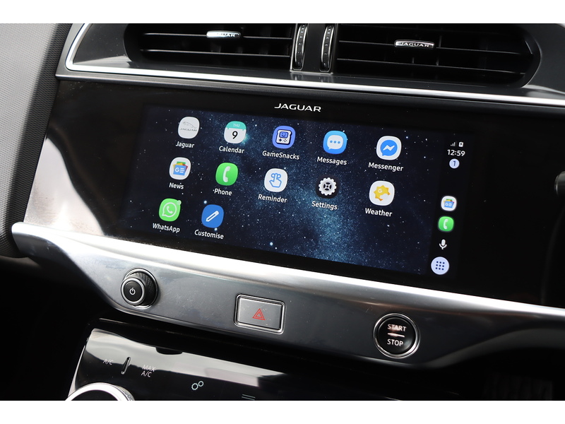 Jaguar 400 90KWH HSE SUV 5DR ELECTRIC 4WD AUTO HEATED SEATS SAT NAV BLUETOOTH DAB STEREO APPLE CARPLAY REAR & 360 CAMERA PARKING AIDS 2 OWNERS 34000 MILES SH 72-74 Mitcham Road