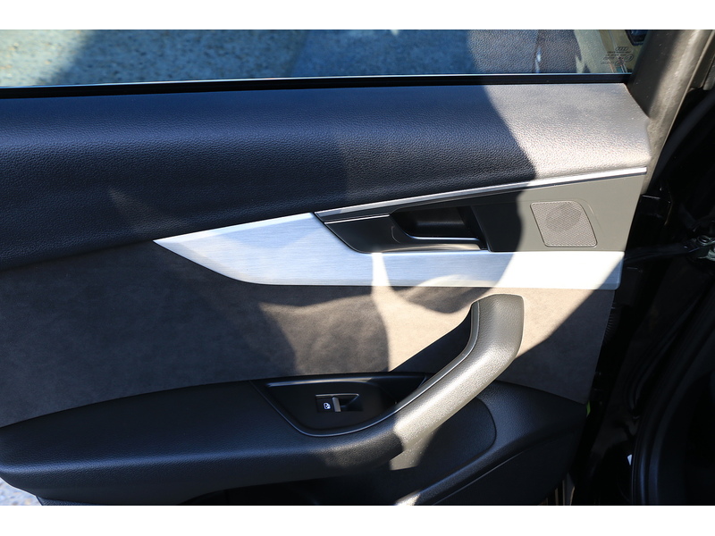 Audi 1.4 TFSI S LINE ESTATE 5DR PETROL S TRONIC AUTO HEATED SEATS SATNAV BLUETOOTH DAB STEREO APPLE CARPLAY PARKING AIDS ONLY 78000 MILES SH NO ULEZ CHARGE 72-74 Mitcham Road