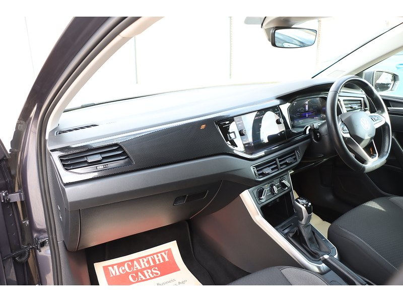 Volkswagen 1.0 TSI LIFE HATCHBACK 5DR PETROL DSG AUTO SATNAV BLUETOOTH DAB RADIO USB INPUT PARKING AIDS JUST 1 OWNER FROM NEW ONLY 34000 MILES FSH NO ULEZ CHARGE 72-74 Mitcham Road