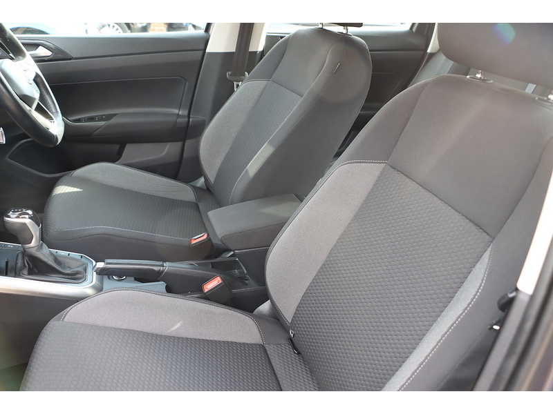 Volkswagen 1.0 TSI LIFE HATCHBACK 5DR PETROL DSG AUTO SATNAV BLUETOOTH DAB RADIO USB INPUT PARKING AIDS JUST 1 OWNER FROM NEW ONLY 34000 MILES FSH NO ULEZ CHARGE 72-74 Mitcham Road