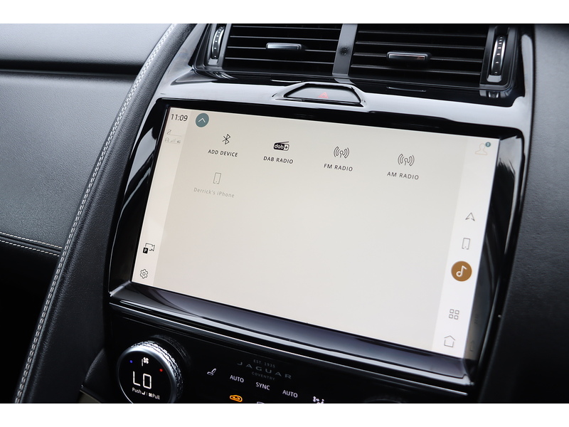 Jaguar 2.0 P200 MHEV R-DYNAMIC S SUV 5DR PETROL AWD AUTO PAN ROOF HEATED SEATS SAT NAV APPLE CARPLAY REAR & 360 CAMERA PARKING AIDS 2 OWNERS 81000 MILES FSH 72-74 Mitcham Road