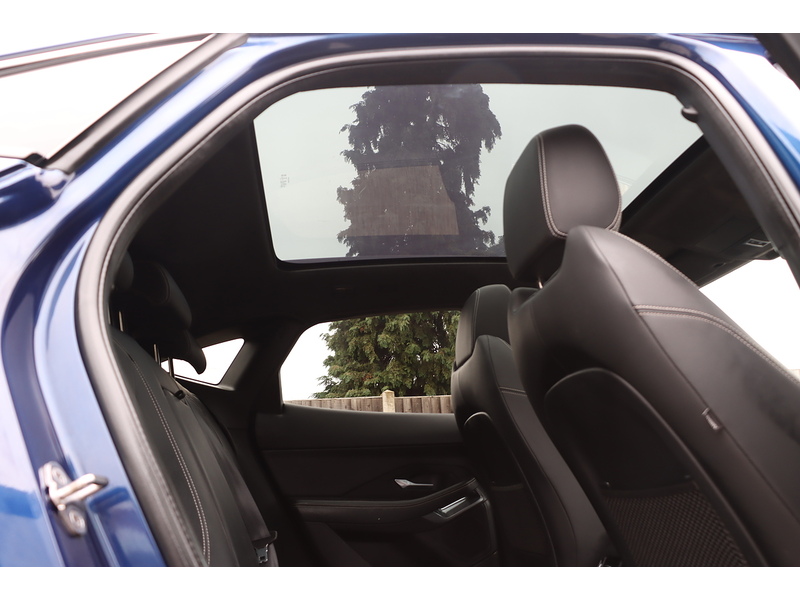 Jaguar 2.0 P200 MHEV R-DYNAMIC S SUV 5DR PETROL AWD AUTO PAN ROOF HEATED SEATS SAT NAV APPLE CARPLAY REAR & 360 CAMERA PARKING AIDS 2 OWNERS 81000 MILES FSH 72-74 Mitcham Road