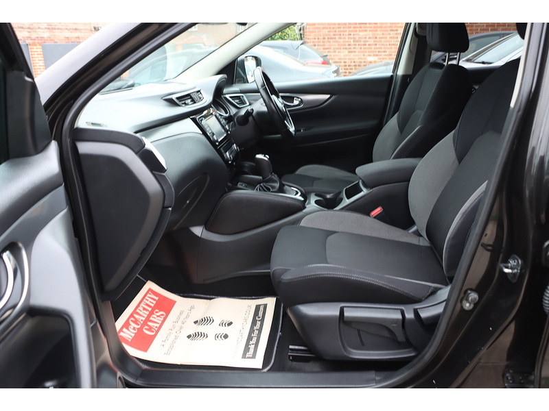 Nissan 1.2 DIG-T N-CONNECTA SUV 5DR PETROL XTRON AUTO SAT NAV BLUETOOTH DAB STEREO APPLE CARPLAY REAR & 360 CAMERA PARKING AIDS 2 OWNERS ONLY 39000 MILES SH 72-74 Mitcham Road