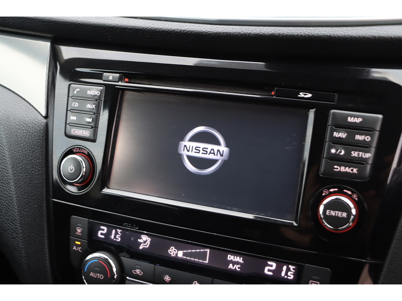 Nissan 1.2 DIG-T N-CONNECTA SUV 5DR PETROL XTRON AUTO SAT NAV BLUETOOTH DAB STEREO APPLE CARPLAY REAR & 360 CAMERA PARKING AIDS 2 OWNERS ONLY 39000 MILES SH 72-74 Mitcham Road