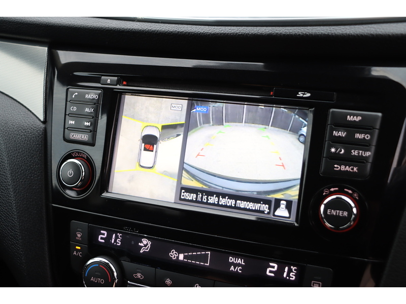 Nissan 1.2 DIG-T N-CONNECTA SUV 5DR PETROL XTRON AUTO SAT NAV BLUETOOTH DAB STEREO APPLE CARPLAY REAR & 360 CAMERA PARKING AIDS 2 OWNERS ONLY 39000 MILES SH 72-74 Mitcham Road