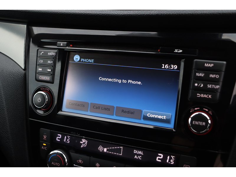 Nissan 1.2 DIG-T N-CONNECTA SUV 5DR PETROL XTRON AUTO SAT NAV BLUETOOTH DAB STEREO APPLE CARPLAY REAR & 360 CAMERA PARKING AIDS 2 OWNERS ONLY 39000 MILES SH 72-74 Mitcham Road