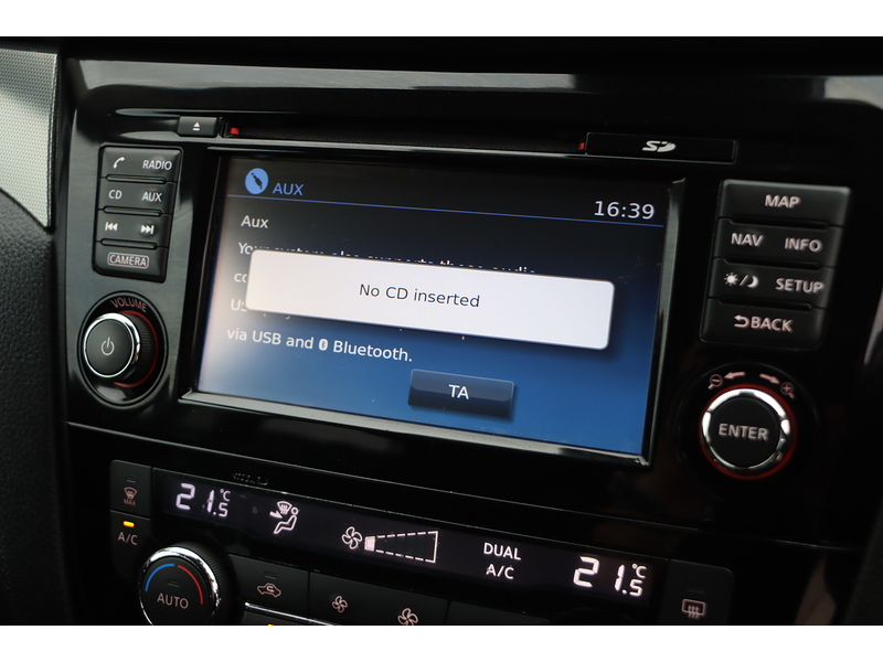 Nissan 1.2 DIG-T N-CONNECTA SUV 5DR PETROL XTRON AUTO SAT NAV BLUETOOTH DAB STEREO APPLE CARPLAY REAR & 360 CAMERA PARKING AIDS 2 OWNERS ONLY 39000 MILES SH 72-74 Mitcham Road