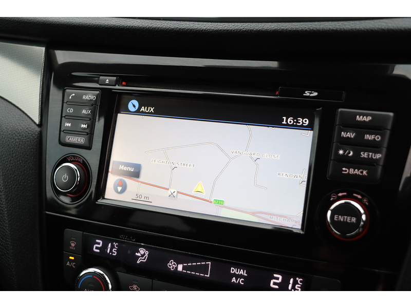 Nissan 1.2 DIG-T N-CONNECTA SUV 5DR PETROL XTRON AUTO SAT NAV BLUETOOTH DAB STEREO APPLE CARPLAY REAR & 360 CAMERA PARKING AIDS 2 OWNERS ONLY 39000 MILES SH 72-74 Mitcham Road