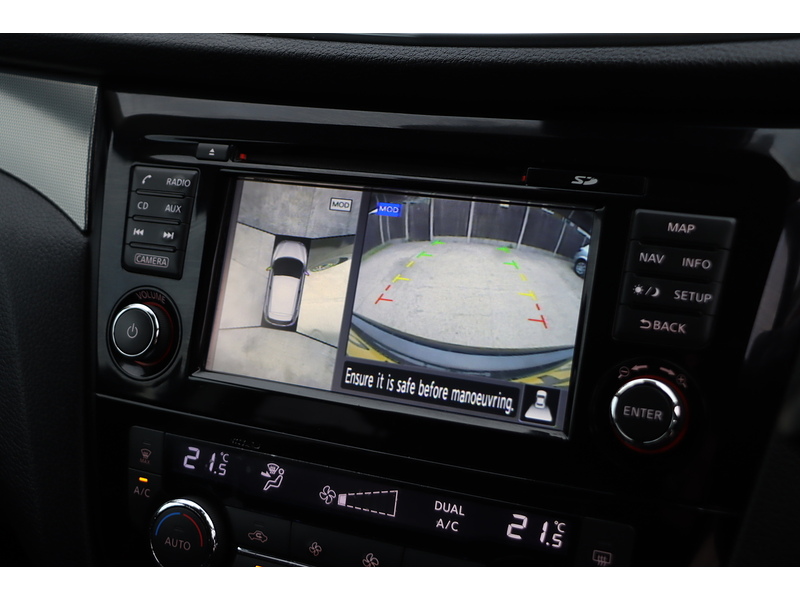 Nissan 1.2 DIG-T N-CONNECTA SUV 5DR PETROL XTRON AUTO SAT NAV BLUETOOTH DAB STEREO APPLE CARPLAY REAR & 360 CAMERA PARKING AIDS 2 OWNERS ONLY 39000 MILES SH 72-74 Mitcham Road