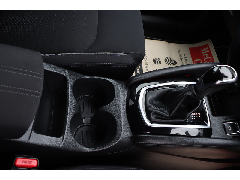 Nissan 1.2 DIG-T N-CONNECTA SUV 5DR PETROL XTRON AUTO SAT NAV BLUETOOTH DAB STEREO APPLE CARPLAY REAR & 360 CAMERA PARKING AIDS 2 OWNERS ONLY 39000 MILES SH 72-74 Mitcham Road