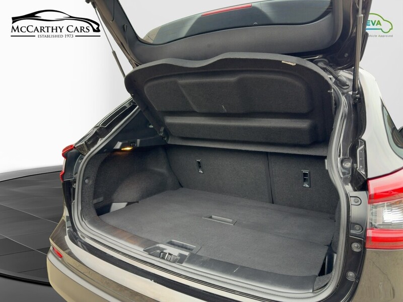 Nissan 1.2 DIG-T N-CONNECTA SUV 5DR PETROL XTRON AUTO SAT NAV BLUETOOTH DAB STEREO APPLE CARPLAY REAR & 360 CAMERA PARKING AIDS 2 OWNERS ONLY 39000 MILES SH 72-74 Mitcham Road