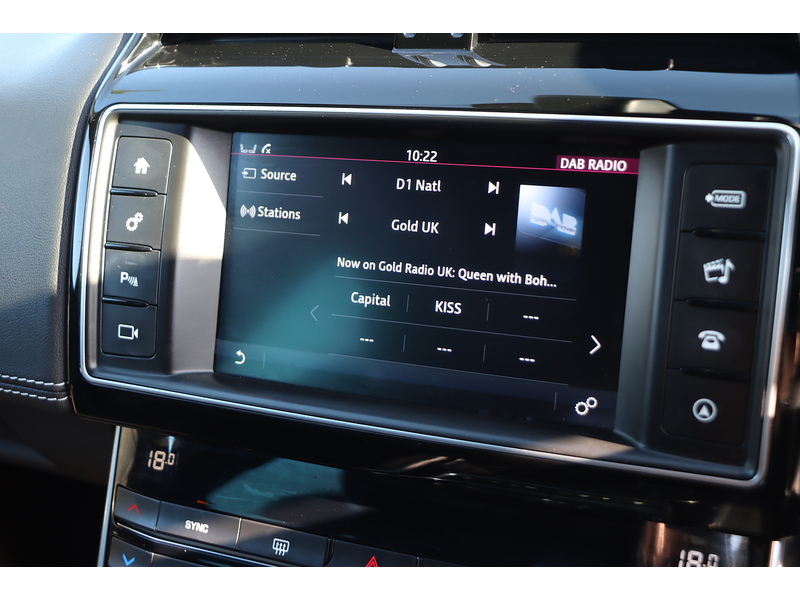 Jaguar 2.0I R-SPORT SALOON 4DR PETROL AUTO HEATED SEATS SAT NAV BLUETOOTH DAB STEREO REAR CAMERA PARKING AIDS ONLY 48000 MILES FSH 6 SERVICES NO ULEZ CHARGE 72-74 Mitcham Road