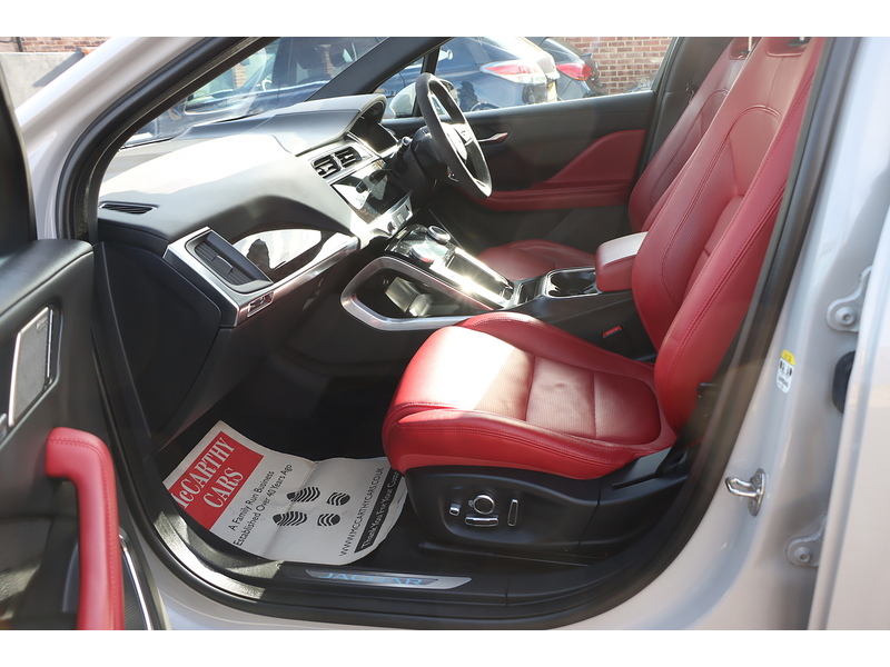 Jaguar 400 90KWH HSE SUV 5DR ELECTRIC 4WD AUTO HEATED SEATS SAT NAV BLUETOOTH APPLE CARPLAY REAR & 360 CAMERA PARKING AIDS ONLY 36000 MILES SH NO ULEZ CHARGE 72-74 Mitcham Road