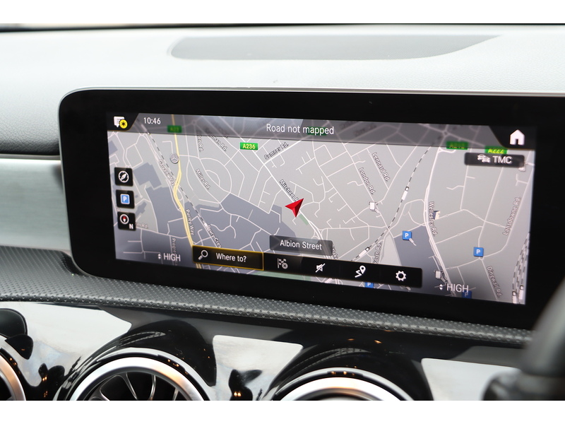 Mercedes-Benz A200 1.3 AMG LINE (PREMIUM) HATCHBACK 5DR PETROL 7G-DCT AUTO HEATED SEATS SATNAV BLUETOOTH DAB STEREO REAR CAMERA PARKING AIDS 2 OWNERS 46000 MILES SH 72-74 Mitcham Road