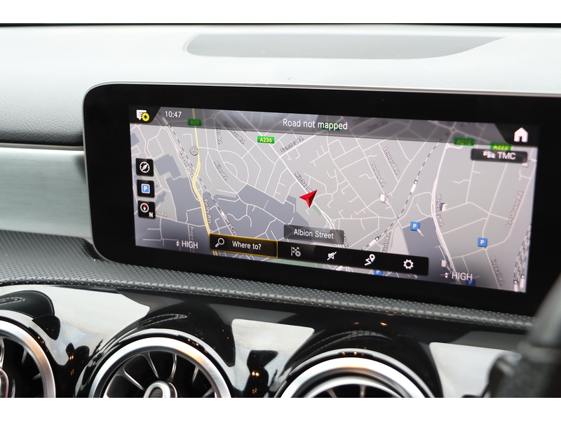 Mercedes-Benz A200 1.3 AMG LINE (PREMIUM) HATCHBACK 5DR PETROL 7G-DCT AUTO HEATED SEATS SATNAV BLUETOOTH DAB STEREO REAR CAMERA PARKING AIDS 2 OWNERS 46000 MILES SH 72-74 Mitcham Road