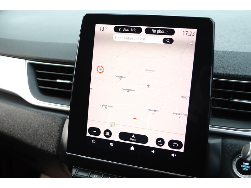 Renault 1.6 E-TECH 9.8KWH S EDITION SUV 5DR PETROL PLUG-IN HYBRID AUTO SAT NAV BLUETOOTH APPLE CARPLAY REAR & 360 CAMERA PARKING AIDS 2 OWNERS 21000 MILES FSH 72-74 Mitcham Road