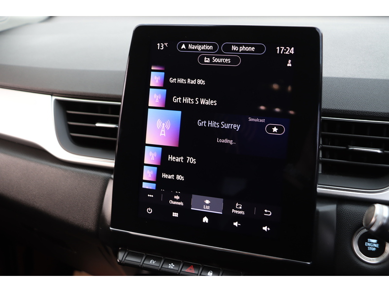 Renault 1.6 E-TECH 9.8KWH S EDITION SUV 5DR PETROL PLUG-IN HYBRID AUTO SAT NAV BLUETOOTH APPLE CARPLAY REAR & 360 CAMERA PARKING AIDS 2 OWNERS 21000 MILES FSH 72-74 Mitcham Road