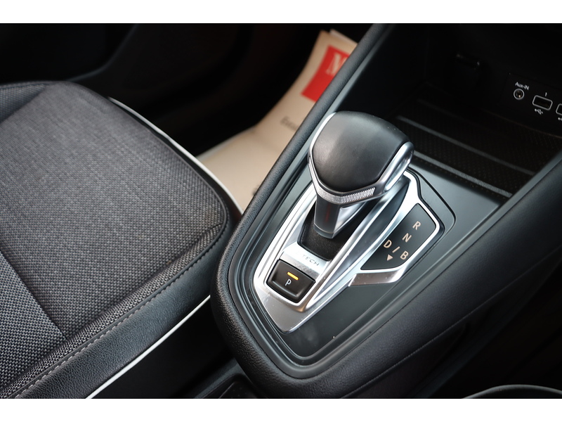 Renault 1.6 E-TECH 9.8KWH S EDITION SUV 5DR PETROL PLUG-IN HYBRID AUTO SAT NAV BLUETOOTH APPLE CARPLAY REAR & 360 CAMERA PARKING AIDS 2 OWNERS 21000 MILES FSH 72-74 Mitcham Road