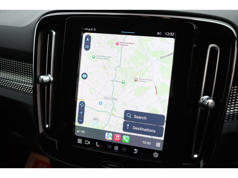 Volvo 2.0 B3 MHEV PLUS SUV 5DR PETROL HYBRID DCT AUTO HEATED SEATS SAT NAV BLUETOOTH STEREO APPLE CARPLAY REAR CAMERA PARKING AIDS 17000 MILES FSH 72-74 Mitcham Road