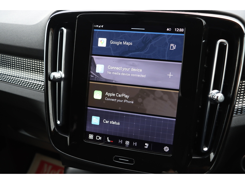 Volvo 2.0 B3 MHEV PLUS SUV 5DR PETROL HYBRID DCT AUTO HEATED SEATS SAT NAV BLUETOOTH STEREO APPLE CARPLAY REAR CAMERA PARKING AIDS 17000 MILES FSH 72-74 Mitcham Road