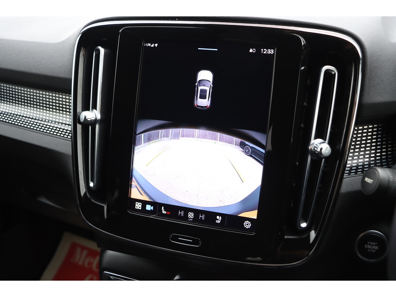 Volvo 2.0 B3 MHEV PLUS SUV 5DR PETROL HYBRID DCT AUTO HEATED SEATS SAT NAV BLUETOOTH STEREO APPLE CARPLAY REAR CAMERA PARKING AIDS 17000 MILES FSH 72-74 Mitcham Road