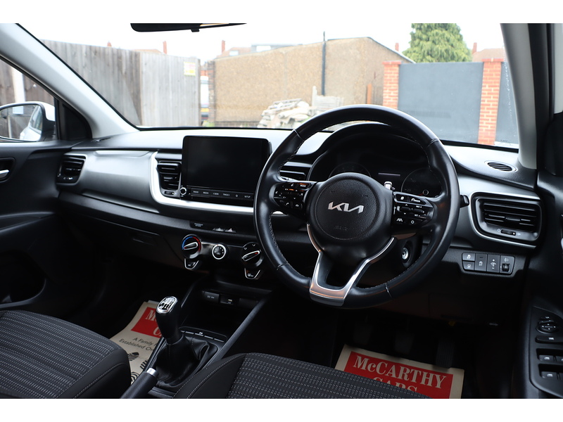 Kia 1.0 T-GDI 2 SUV 5DR PETROL MANUAL SAT NAV BLUETOOTH STEREO APPLE CARPLAY PARKING AIDS 2 OWNERS SAME OWNER FOR 3 YEARS ONLY 23000 MILES FSH 4 SERVICES 72-74 Mitcham Road