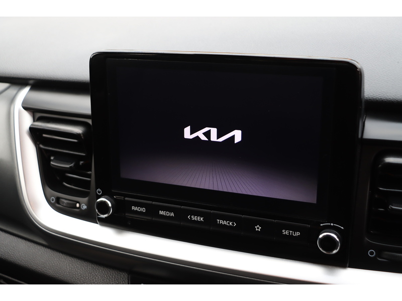 Kia 1.0 T-GDI 2 SUV 5DR PETROL MANUAL SAT NAV BLUETOOTH STEREO APPLE CARPLAY PARKING AIDS 2 OWNERS SAME OWNER FOR 3 YEARS ONLY 23000 MILES FSH 4 SERVICES 72-74 Mitcham Road