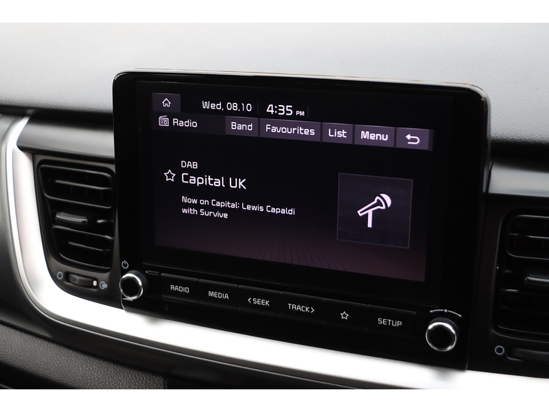 Kia 1.0 T-GDI 2 SUV 5DR PETROL MANUAL SAT NAV BLUETOOTH STEREO APPLE CARPLAY PARKING AIDS 2 OWNERS SAME OWNER FOR 3 YEARS ONLY 23000 MILES FSH 4 SERVICES 72-74 Mitcham Road