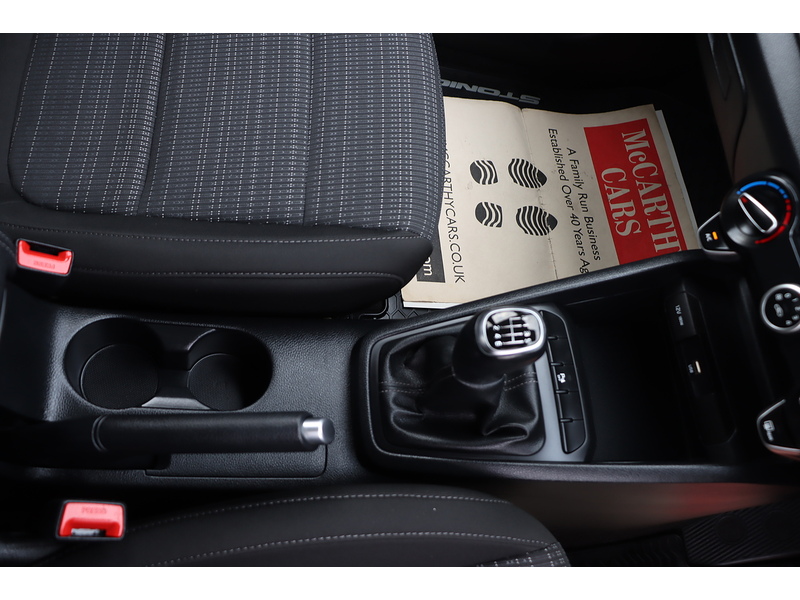 Kia 1.0 T-GDI 2 SUV 5DR PETROL MANUAL SAT NAV BLUETOOTH STEREO APPLE CARPLAY PARKING AIDS 2 OWNERS SAME OWNER FOR 3 YEARS ONLY 23000 MILES FSH 4 SERVICES 72-74 Mitcham Road