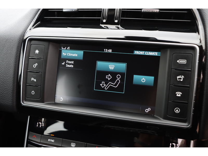 Jaguar 2.0I PRESTIGE SALOON 4DR PETROL AUTO HEATED SEATS SAT NAV BLUETOOTH DAB STEREO PARKING AIDS JUST 2 OWNERS SAME OWNER FOR 4 YEARS ONLY 53000 MILES FSH 72-74 Mitcham Road