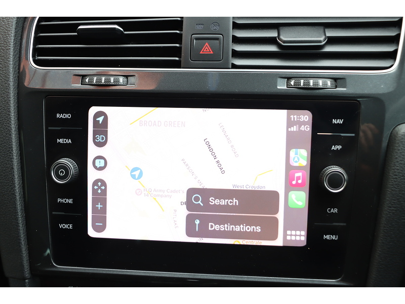 Volkswagen 1.5 TSI EVO MATCH EDITION HATCHBACK 5DR PETROL MANUAL HEATED SEATS SATNAV BLUETOOTH DAB STEREO APPLE CARPLAY PARKING AIDS JUST 1 OWNER 52000 MILES FSH 72-74 Mitcham Road