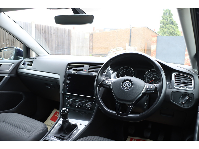Volkswagen 1.5 TSI EVO MATCH EDITION HATCHBACK 5DR PETROL MANUAL HEATED SEATS SATNAV BLUETOOTH DAB STEREO APPLE CARPLAY PARKING AIDS JUST 1 OWNER 52000 MILES FSH 72-74 Mitcham Road
