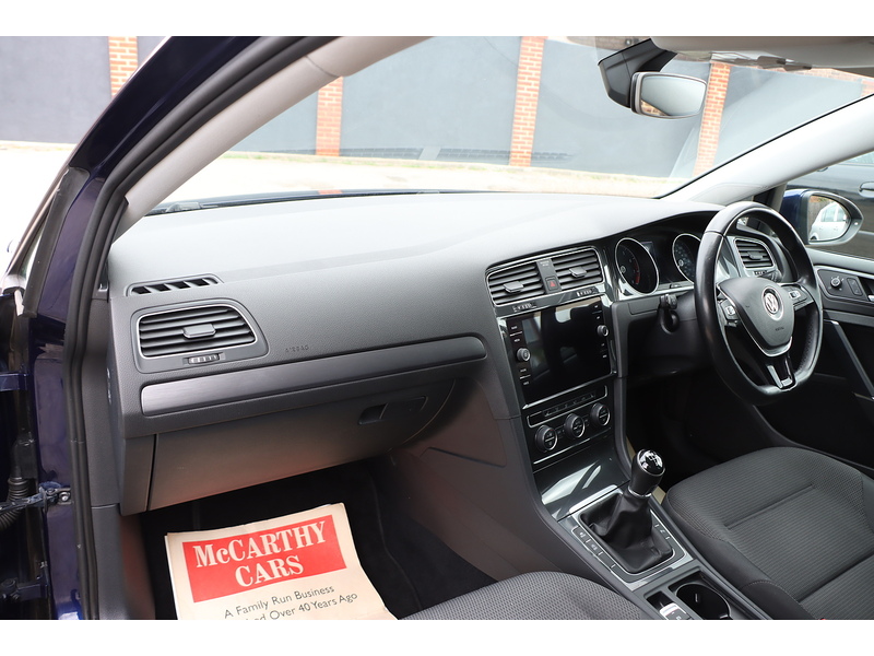 Volkswagen 1.5 TSI EVO MATCH EDITION HATCHBACK 5DR PETROL MANUAL HEATED SEATS SATNAV BLUETOOTH DAB STEREO APPLE CARPLAY PARKING AIDS JUST 1 OWNER 52000 MILES FSH 72-74 Mitcham Road