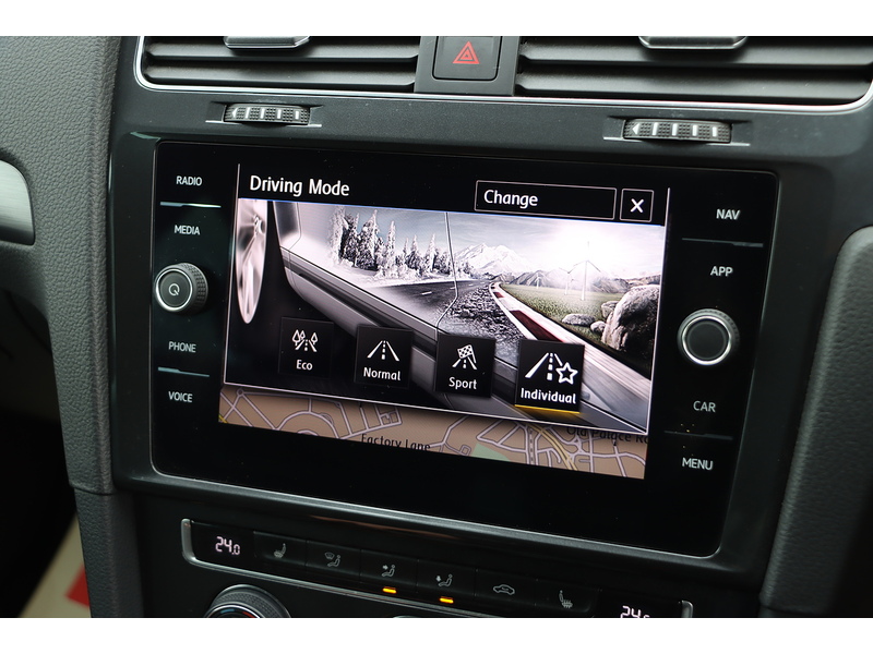 Volkswagen 1.5 TSI EVO MATCH EDITION HATCHBACK 5DR PETROL MANUAL HEATED SEATS SATNAV BLUETOOTH DAB STEREO APPLE CARPLAY PARKING AIDS JUST 1 OWNER 52000 MILES FSH 72-74 Mitcham Road