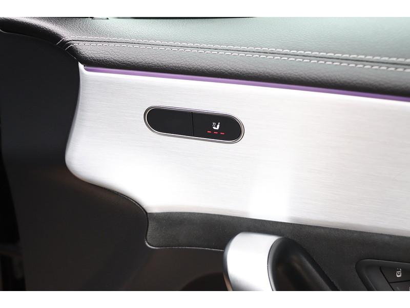 Mercedes-Benz A180 1.3 AMG LINE EDITION (EXECUTIVE) HATCHBACK 5DR PETROL 7G-DCT AUTO HEATED SEATS SAT NAV APPLE CARPLAY REAR CAM PARKING AIDS 1 OWNER 29000 MILES SH 72-74 Mitcham Road