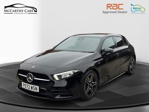 A180 1.3 AMG LINE EDITION (EXECUTIVE) HATCHBACK 5DR PETROL 7G-DCT AUTO HEATED SEATS SAT NAV APPLE CARPLAY REAR CAM PARKING AIDS 1 OWNER 29000 MILES SH 72-74 Mitcham Road