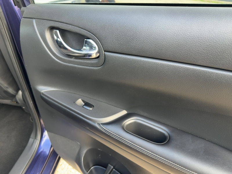 Nissan 1.2 DIG-T N-CONNECTA HATCHBACK 5DR PETROL XTRONIC AUTO SATNAV BLUETOOTH DAB RADIO SAME OWNER FOR 3 YEARS ONLY 27000 MILES SH £35 TO TAX NO ULEZ CHARGE 72-74 Mitcham Road