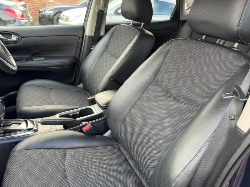 Nissan 1.2 DIG-T N-CONNECTA HATCHBACK 5DR PETROL XTRONIC AUTO SATNAV BLUETOOTH DAB RADIO SAME OWNER FOR 3 YEARS ONLY 27000 MILES SH £35 TO TAX NO ULEZ CHARGE 72-74 Mitcham Road