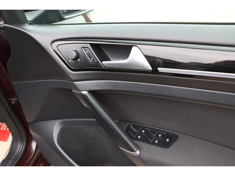 Volkswagen 1.5 TSI EVO GT HATCHBACK 5DR PETROL MANUAL SAT NAV BLUETOOTH DAB STEREO APPLE CARPLAY PARKING AIDS 2 OWNERS 78000 MILES FSH 8 SERVICES NO ULEZ CHARGE 72-74 Mitcham Road