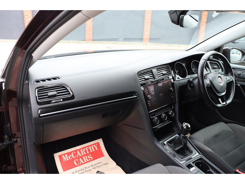 Volkswagen 1.5 TSI EVO GT HATCHBACK 5DR PETROL MANUAL SAT NAV BLUETOOTH DAB STEREO APPLE CARPLAY PARKING AIDS 2 OWNERS 78000 MILES FSH 8 SERVICES NO ULEZ CHARGE 72-74 Mitcham Road