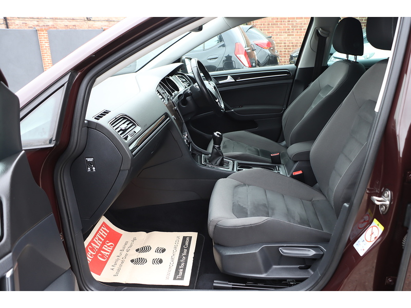 Volkswagen 1.5 TSI EVO GT HATCHBACK 5DR PETROL MANUAL SAT NAV BLUETOOTH DAB STEREO APPLE CARPLAY PARKING AIDS 2 OWNERS 78000 MILES FSH 8 SERVICES NO ULEZ CHARGE 72-74 Mitcham Road